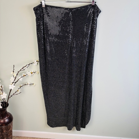 Fashion to Figure Metallic Crop and Skirt Set NWT Size 2X - Picture 10 of 10